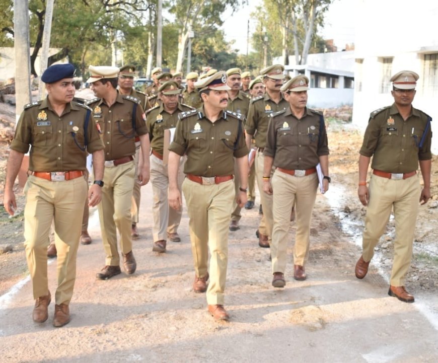 *‘‘वार्षिक निरीक्षक जनपद जालौन पुलिस लाइन, पुलिस कार्यालय, चुनाव समीक्षा बैठक में दिये ग्रे आवश्यक दिशा निर्देश..............‘‘*