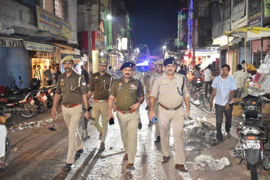 दीपावली त्योहार पर एसपी ने नगर भृमण कर लिया सुरक्षा जायजा