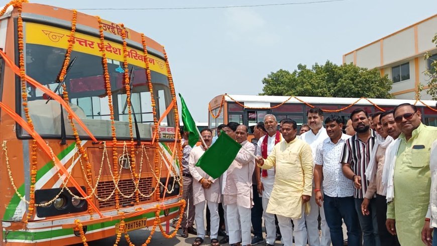 उरई से जयपुर के लिए शुरू हुई सीधी बस सेवा, विधायक ने किया शुभारंभ